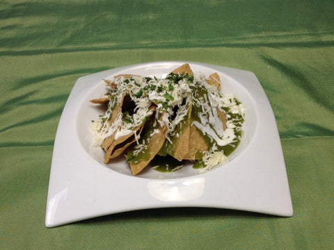 CHILAQUILES DE QUESO CON SALSA VERDE