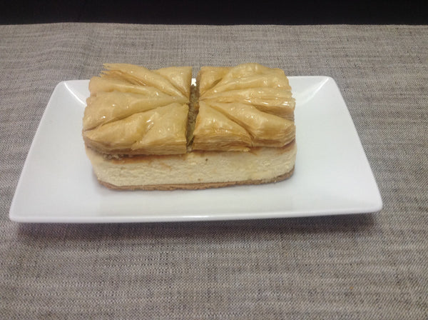 CHEESE CAKE CON BAKLAWA